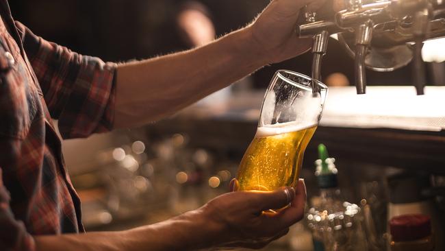 Major Victorian pubs and restaurants are making claims for damages against their insurers.