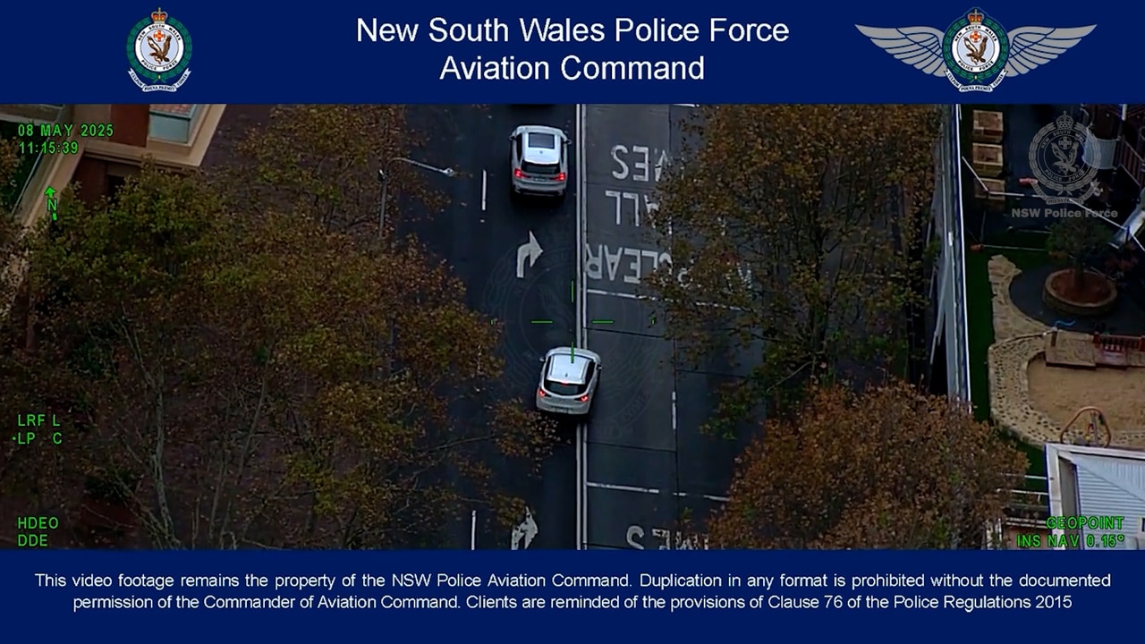 WATCH: Teens lead police on wild chase through Sydney 
