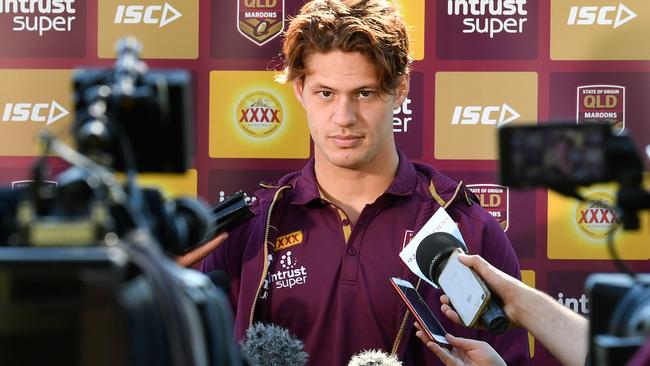 Ponga is the centre of attention for Queensland. (AAP Image/Darren England)