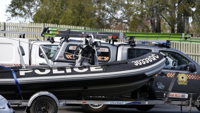 The SES and Police at Walkabout Creek in search for Federal Circuit Court Judge Guy Andrew. (Image/Josh Woning)