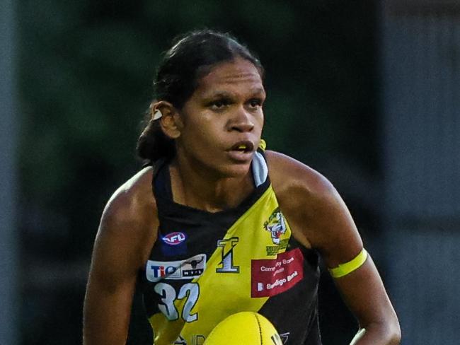 Tshinta Kendall playing for the Nightcliff Tigers in the 2024-25 NTFL season. Picture: Celina Whan / AFLNT Media