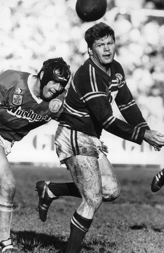 Manly’s Paul Vautin played a part in the ongoing Wally Lewis saga.