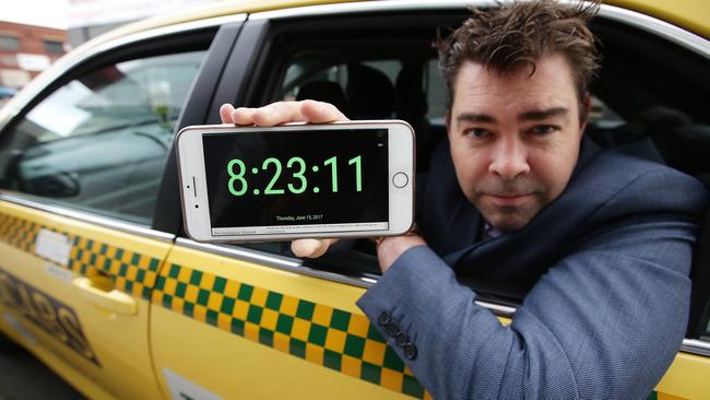 Sunday Herald Sun journalist Andrew Jefferson took a taxi from Preston to Melbourne’s CBD to test traffic congestion. Picture: Andrew Tauber