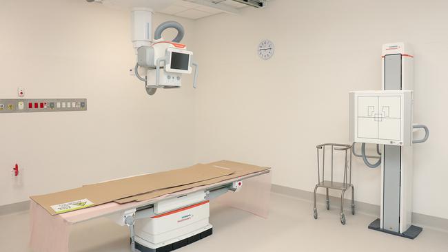 The X Ray equipment at the Tugun Satellite Hospital. Picture: Glenn Campbell