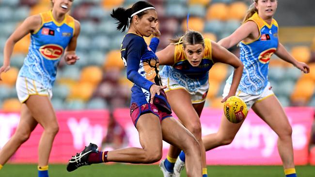 Zimmorlei Farquharson chimed in with two impressive goals. Picture: Bradley Kanaris/AFL Photos/via Getty Images