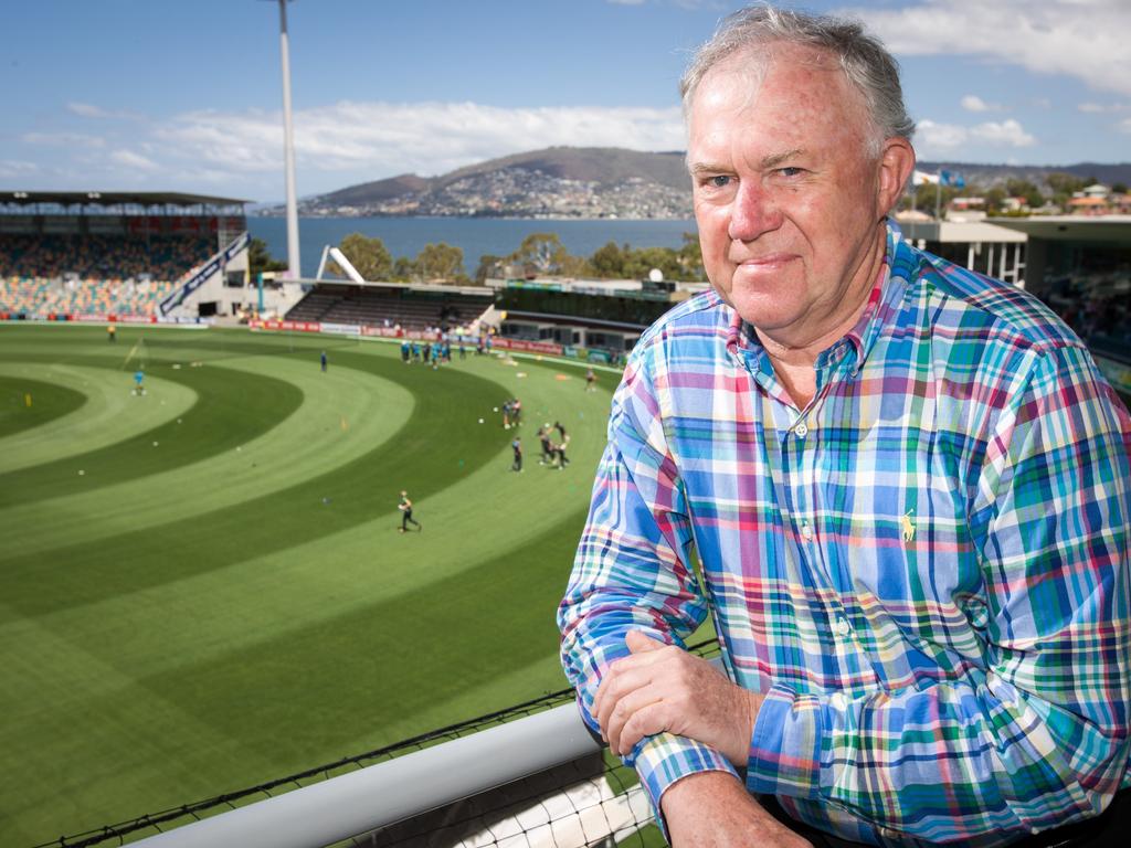 ABC radio cricket commentator Jim Maxwell.