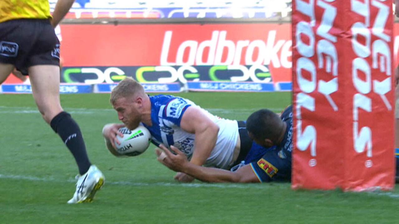 Luke Thompson was denied a try for a double movement.
