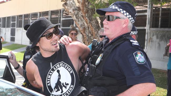 Black Swan Lake protest at Bundall goes to another level, with protesters chaining themselves to the fence and then getting themselves arrested after running onto the worksite and stopping the trucks. Protester known only as 