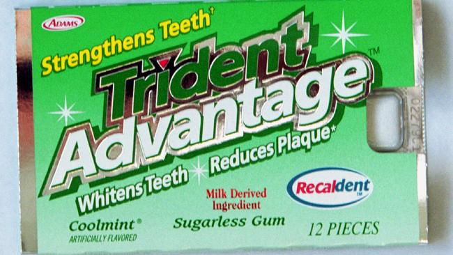 A packet of Trident Advantage chewing gum from 2000.