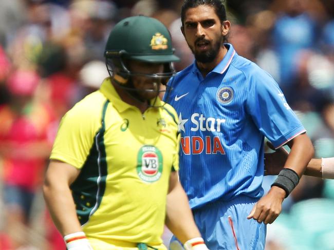 SYDNEY, AUSTRALIA - JANUARY 23: Ishant Sharma of India celebrates taking the wicket of Aaron Finch of Australia during game five of the Commonwealth Bank One Day Series match between Australia and India at Sydney Cricket Ground on January 23, 2016 in Sydney, Australia. (Photo by Matt King/Getty Images)