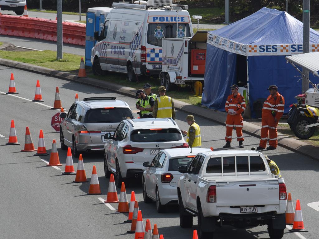 Almost 600 people were turned away at Queensland's road borders over the weekend. Picture: NCA NewsWire / Steve Holland