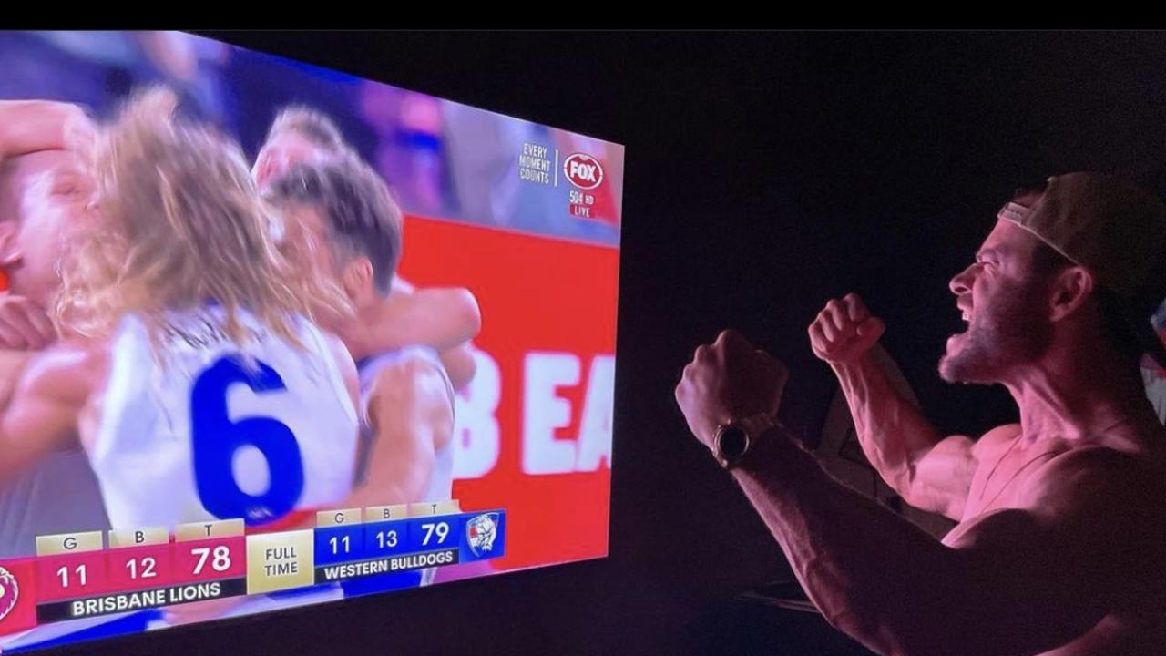 Chris Hemsworth celebrates the Bulldogs' one-point win. Photo: Instagram