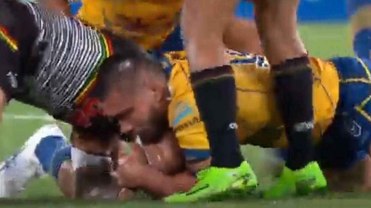 A fresh angle of the Jarome Luai ‘kick’ in the grand final shows minimal contact with Eels backrower Isaiah Papali’I. Picture: Channel 9