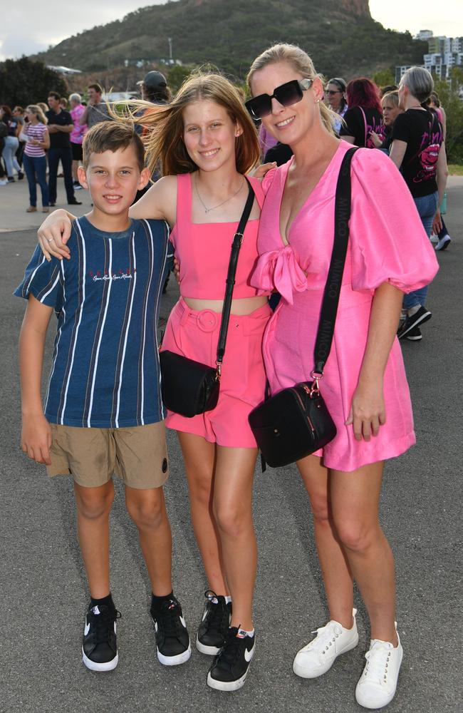 Socials at Pink convert at Townsville's Quensland Country Bank Stadium. Picture: Evan Morgan