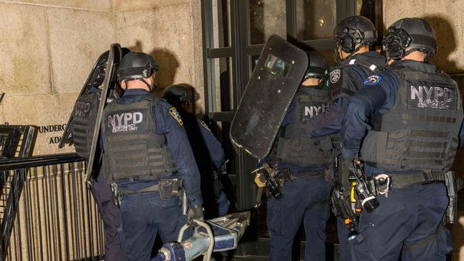 NYPD sbreach Hamilton Hall where demonstrators barricaded themselves inside on the Columbia University campus. Picture: AFP