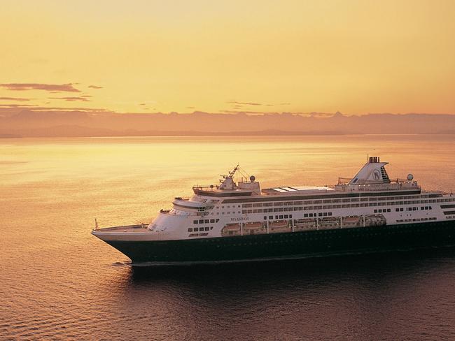 RIGHT FOR NEW PORTS  Maasdam, the Holland America Line’s lady dedicated to in-depth journeys, will be based in Australia from now until to March 2020 with expeditions lasting between 10 and 30 days in locations around our coast and beyond to New Zealand, the Coral Sea and Melanesia. Her schedule includes lesser-visited ports along popular routes with inaugural calls to Moreton Island, Portland, Phillip Island, Airlie Beach, Townsville, and Gladstone, while a circumnavigation of this continent is a season highlight.