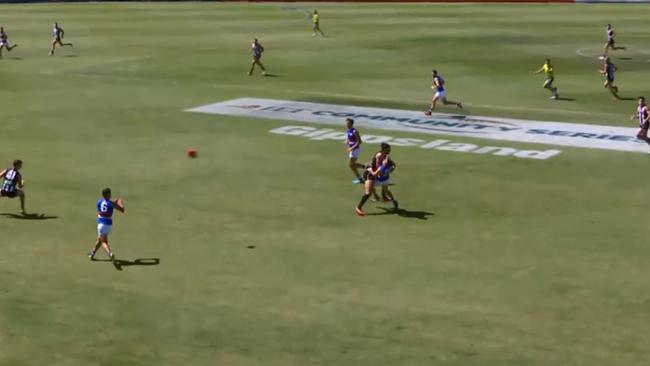 Brodie Grundy collected Tory Dickson with this big bump.