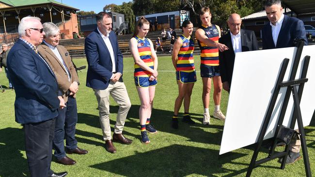 Crows stars Sarah Allan, Chelsea Randall and Jordan Dawson with club chairman John Olsen, Premier Peter Malinauskas and officials at the launch of new plans. Picture: Keryn Stevens