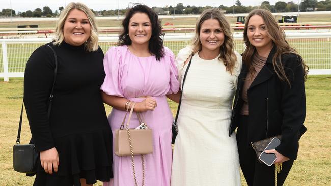 Swan Hill Cup 2024. Jade Featherby, Millie Reed, Sophie Reed, Holly Higginbottom