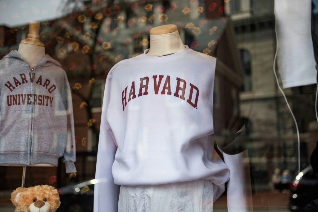 US govt revokes Harvard’s right to enroll foreign students