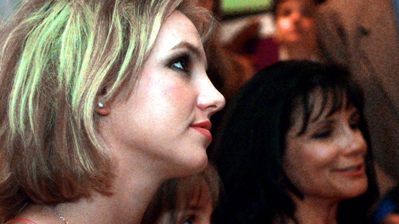 Britney and her mum Lynne (right) back in 2000. Picture: AP Photo/Charles Bennett