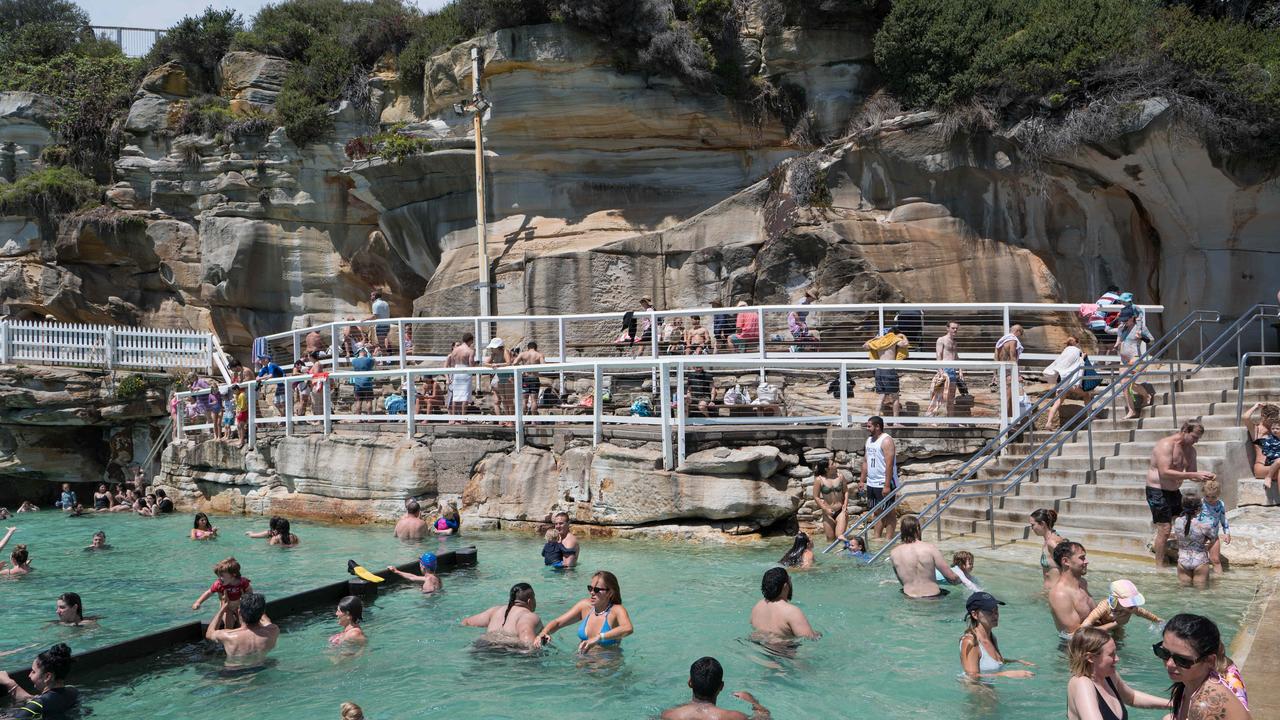 Sydneysiders keep cool at Bronte Beach in Sydney as temperatures reached the mid-30s. Picture: NCA NewsWire / Flavio Brancaleone