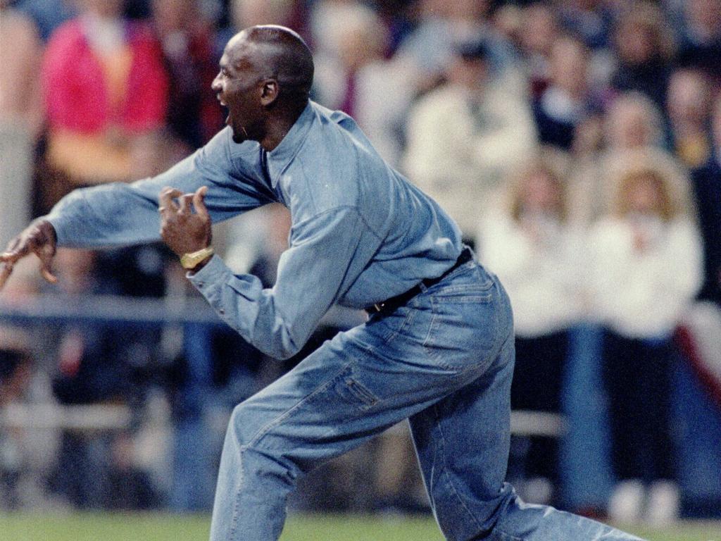 Jordan throwing out the first pitch.