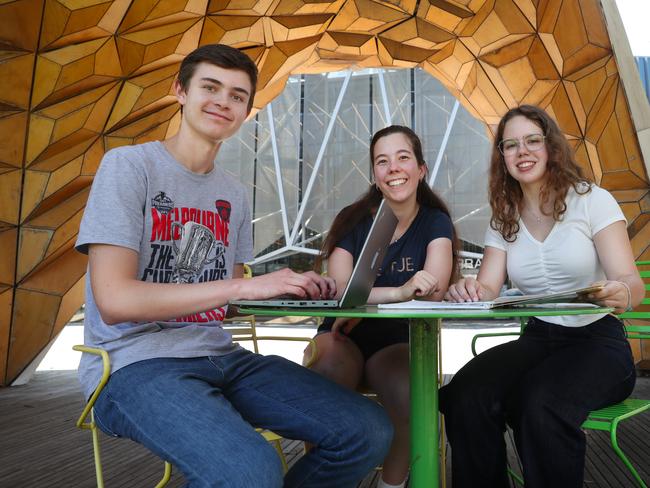 A second round of University offers has been sent out.  Lucien Marcel, Tahlia Guzzardi and Abigail Lang have all been accepted into Medicine at Monash University. Friday, January 12, 2024. Picture: David Crosling