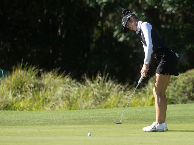 Grace Kim of Australia putts during the first round of the Australian Ladies Classic. Picture: Tristan Jones / LET