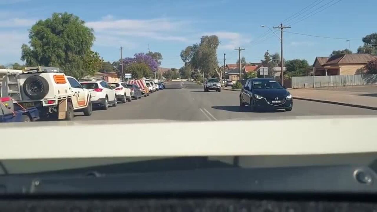 Monster queue for OTR as blackout pushes Broken Hill to the brink