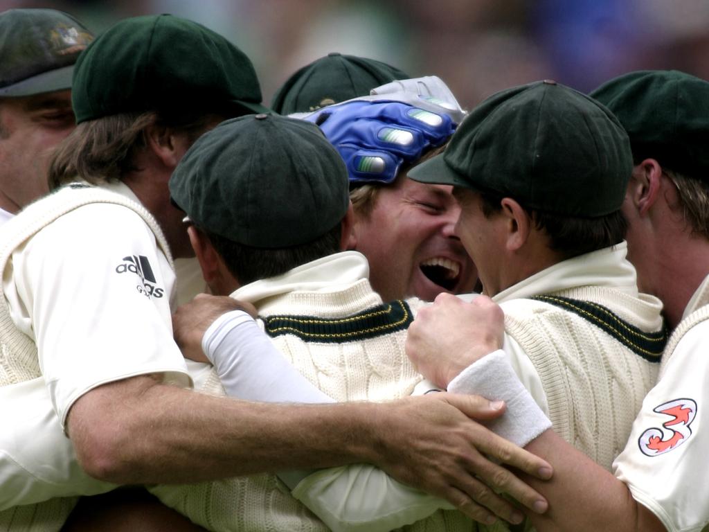 Australian cricketer Shane Warne Dies Aged 52 The 3 Mobile Ashes Series - Fourth Test - Day One - Australia vs England - December 26, 2006