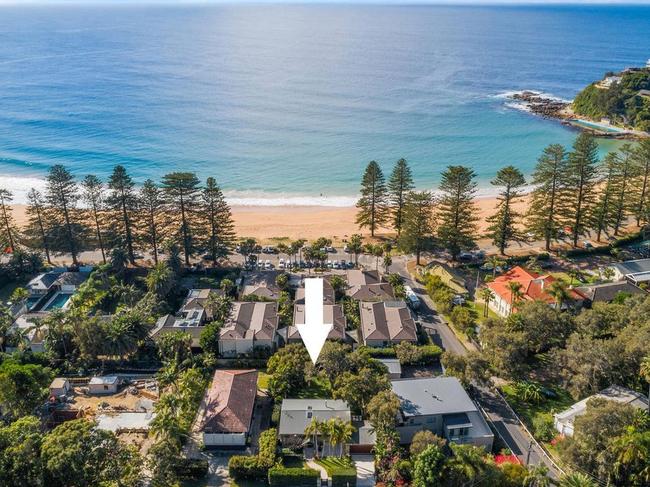 VGI Partners' Robert Luciano, Rob Luciano, the most talked about hedge fund manager in Sydney, has sold at Palm Beach. 62 Florida Road, Palm Beach, NSW 2108 For Jonathan Chancellor