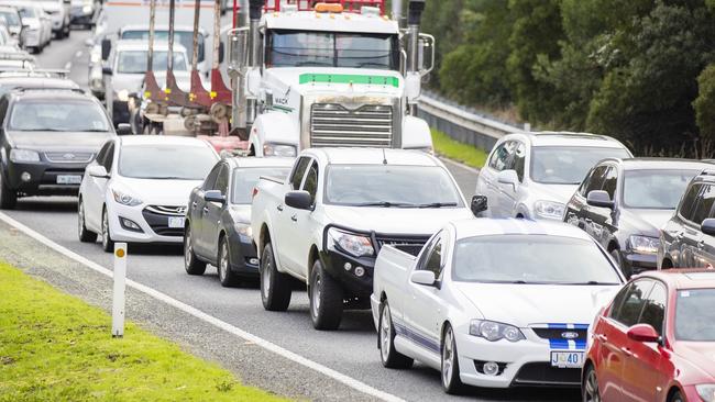 Traffic congestion on the southbound side of the Southern Outlet. Picture: Richard JupeFile / generic / traffic jam / Kingston / Mt Nelson