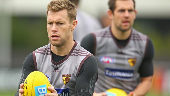 Hawthorn picked up Sam Mitchell and Luke Hodge by trading for the No.1 pick.