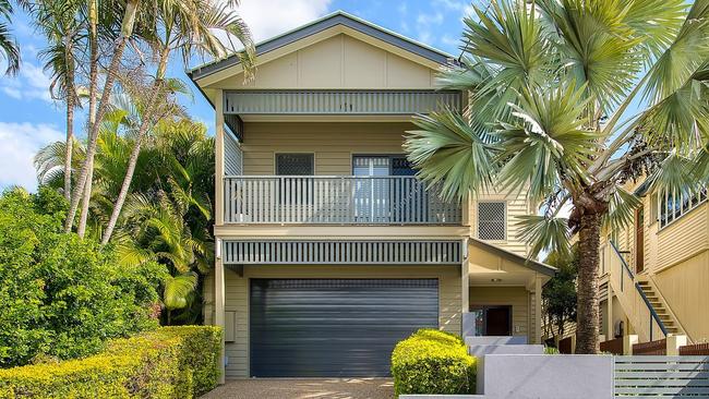 47 Richmond St, Gordon Park goes to auction at 10am via the Gavl livestream.