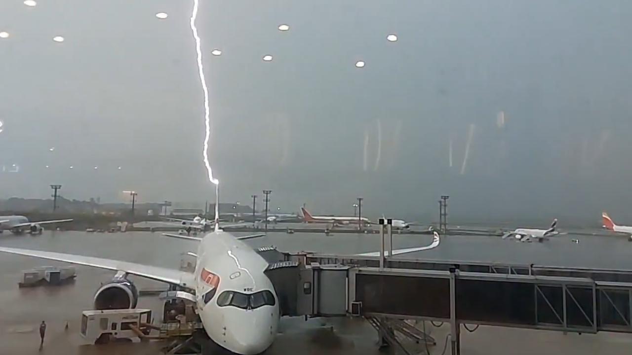 Man captures ‘total fluke’ of lightning strike