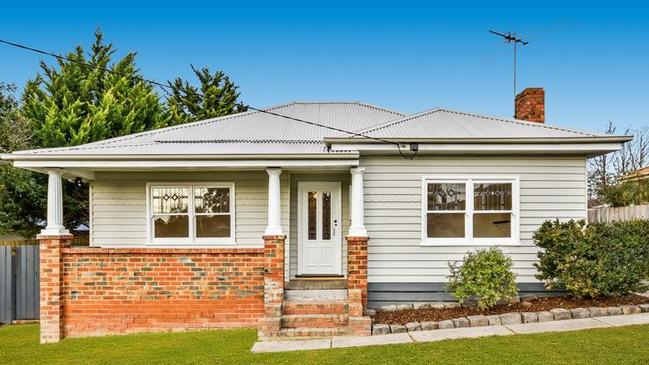 Buyers can bid on 1/38 Pine Cres, Boronia, via the Anywhere Auctions website or app this Saturday, March 21. It has a $650,000-$700,000 price guide.