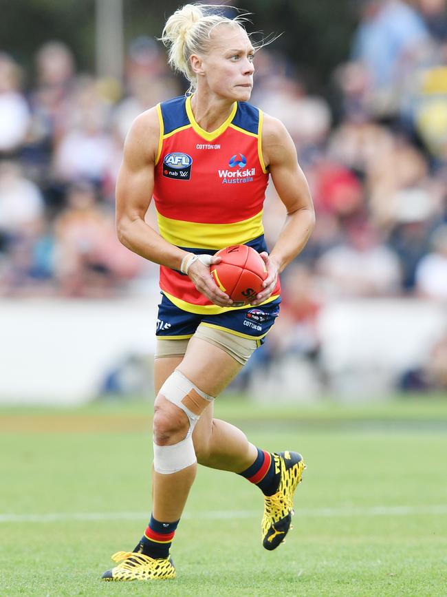 Erin Phillips playing for the Adelaide Crows against Carlton last season. Picture: DAVID MARIUZ