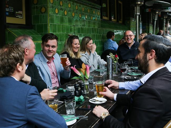 Are days of catching up with friends at the pub on the way out? Picture: NewsWire / Gaye Gerard