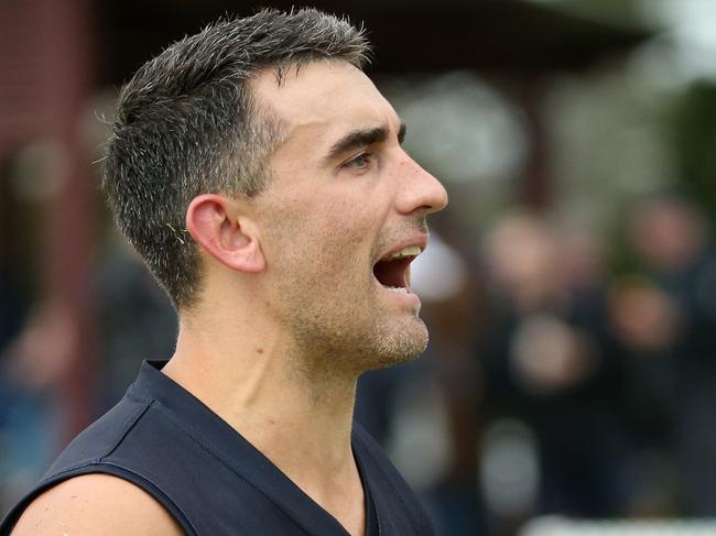 EDFL Footy: Aberfeldie v Maribyrnong Park: Adam Marcon of Aberfeldie encourages his teamSaturday, April 2, 2022, in Aberfeldie, Victoria, Australia. Picture: Hamish Blair