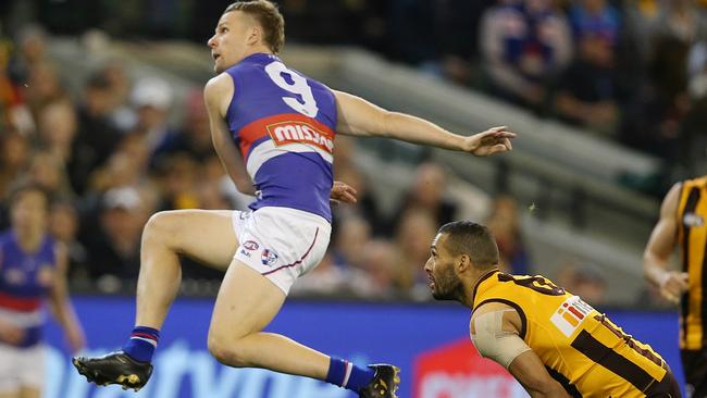 Jake Stringer snaps at goal early in the second quarter. Picture: Michael Klein