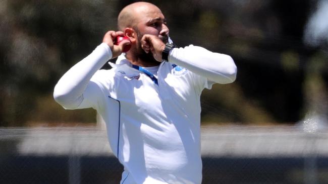 Shupinder Taggar in action for Bundoora.