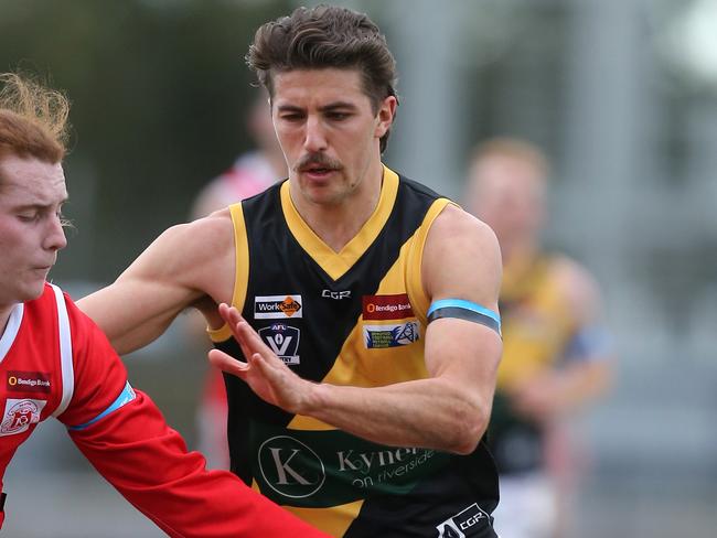 Bendigo FNL, South Bendigo Bloods v Kyneton Tigers, at QE Oval, Bendigo, Jesse Sheahan, 14, South Bendigo   &  Mitch Comben, 9,   Kyneton,     Picture Yuri Kouzmin