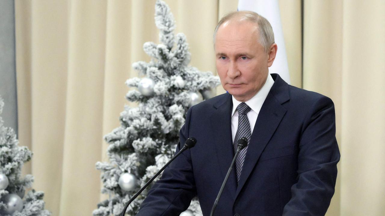 Putin apologises over ‘tragic incident’ involving crashed plane