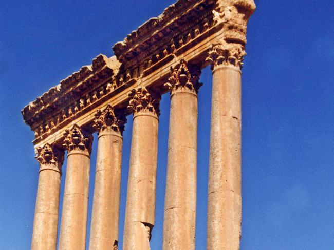 Ancient Roman ruins - columns of Temple of Jupiter at Baalbek, Lebanon./Lebanon