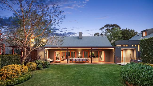 The Duffys Forest home is rumoured to have sold for a record sold for a rumoured $14.375 million