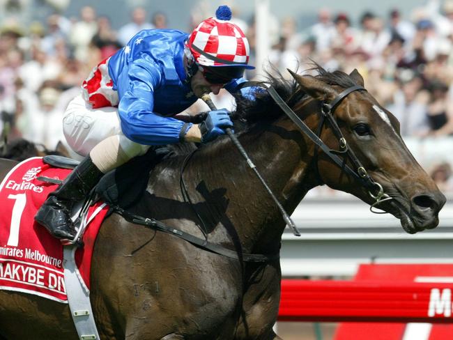 Makybe Diva wins her third Melbourne Cup in 2005.