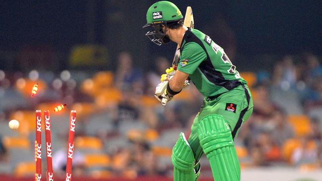 BRISBANE, AUSTRALIA - DECEMBER 28: Glenn Maxwell of the Stars is clean bowed off the bowling of Ryan Duffield of the Heat during the Big Bash League match between the Brisbane Heat and the Melbourne Stars at The Gabba on December 28, 2014 in Brisbane, Australia. (Photo by Bradley Kanaris/Getty Images)