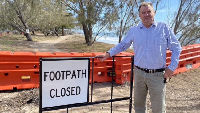 LNP Burnett MP Stephen Bennett said government delays in approving the project amounted to a "bureaucratic bungle".