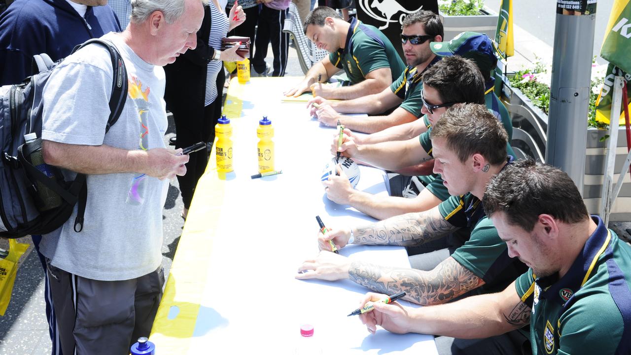 A Kangaroos autograph session outside Peter Wynn's Score.